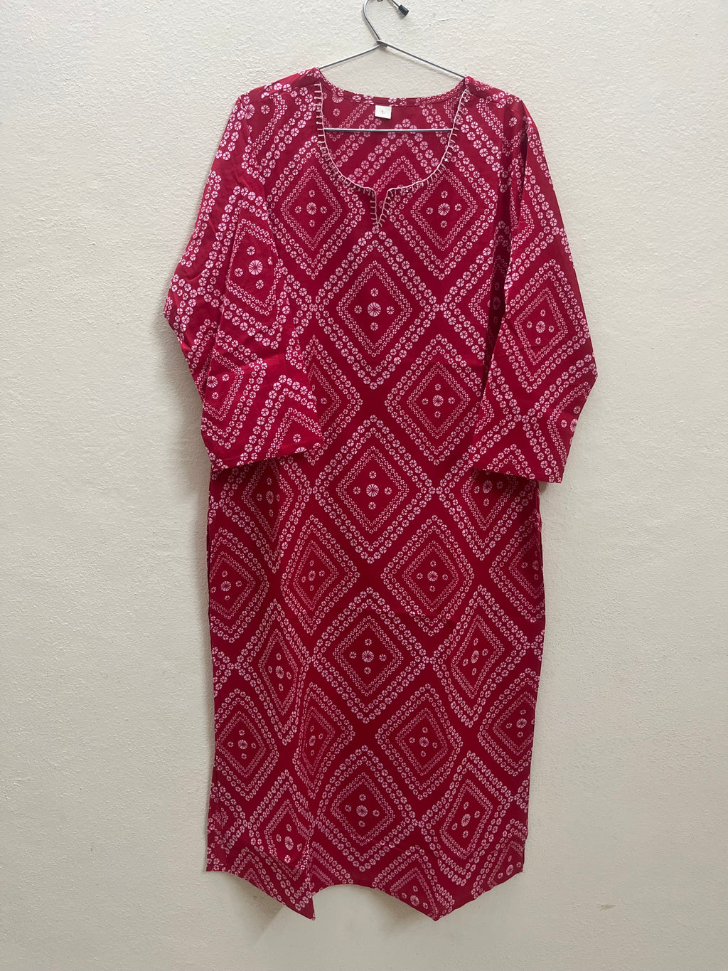 Cotton Full hands red Bhandini diamond white design full length kurti